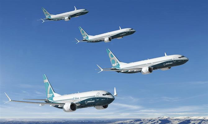 No momento, você está visualizando Boeing anuncia venda de 200 aviões 737 MAX para a United Airlines