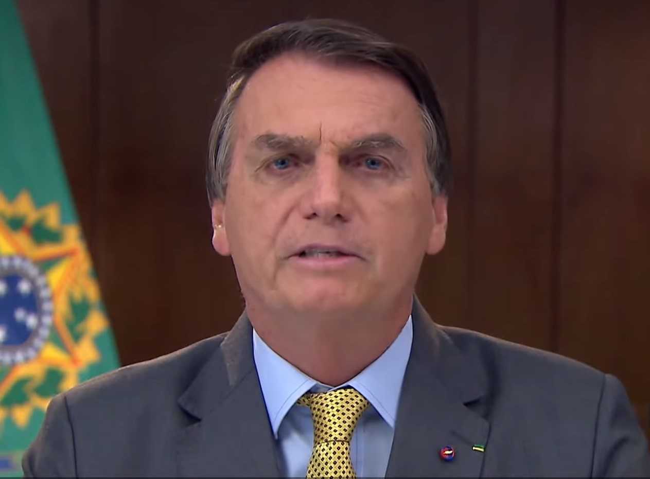 No momento, você está visualizando Após alta, Bolsonaro chega a Brasília