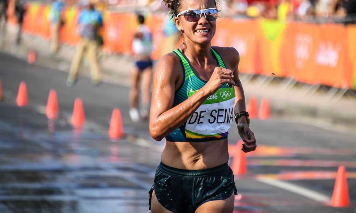 No momento, você está visualizando Érica Sena é punida no atletismo e fica em 11º lugar em Tóquio