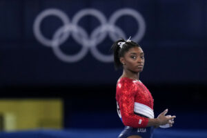 Leia mais sobre o artigo Desistência de Simone Biles estimula discussão sobre saúde psíquica