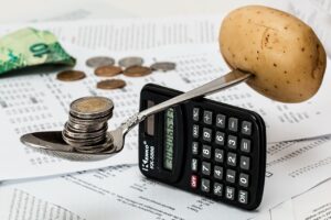 Leia mais sobre o artigo Governo anuncia primeiro superávit em setembro desde 2012