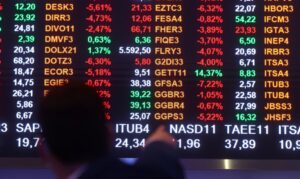 Leia mais sobre o artigo Bolsa fecha no menor nível em um ano com aprovação da PEC