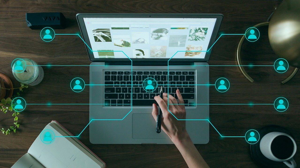 No momento, você está visualizando Cursos gratuitos de tecnologia são oferecidos por bancos e startups