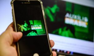 Leia mais sobre o artigo Caixa começa a pagar Auxílio Brasil com valor mínimo de R$ 400