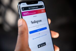 Leia mais sobre o artigo Saiba como obter sucesso nas pesquisas no Instagram