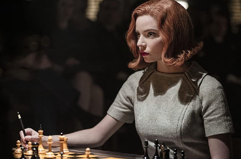 No momento, você está visualizando Netflix sofrerá processo na Justiça por cenas de O Gambito da Rainha