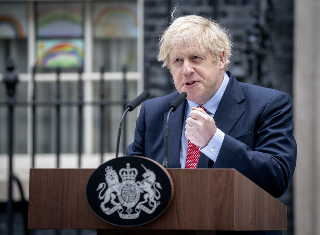 No momento, você está visualizando Boris Johnson anuncia fim das restrições contra covid-19 na Inglaterra