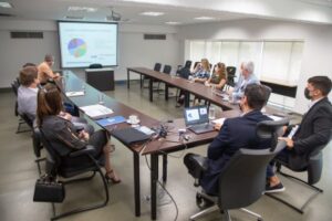 Leia mais sobre o artigo TCE e UFMT se reúnem para discutir aperfeiçoamento de convênio