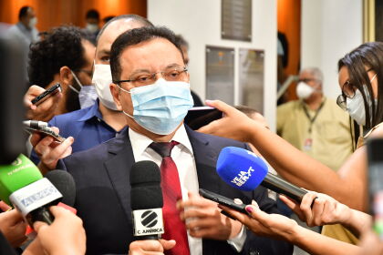 No momento, você está visualizando Lei publicada na ALMT garante tratamento para retinoblastoma