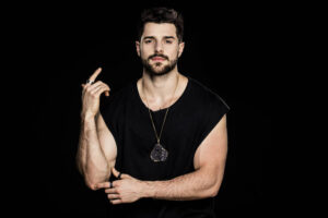Leia mais sobre o artigo ALOK EM CUIABÁ: DJ anuncia show na capital no mês de abril