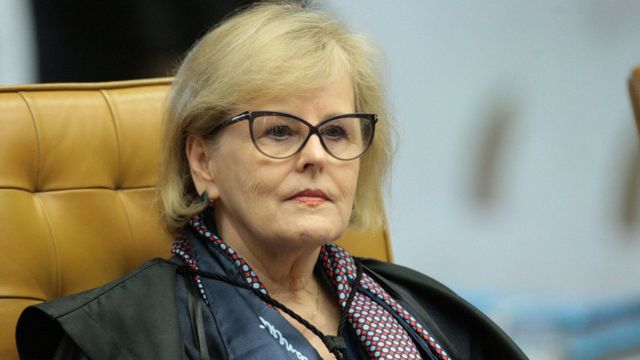 No momento, você está visualizando Rosa Weber é sorteada relatora em ação contra perdão de penas de Daniel Silveira