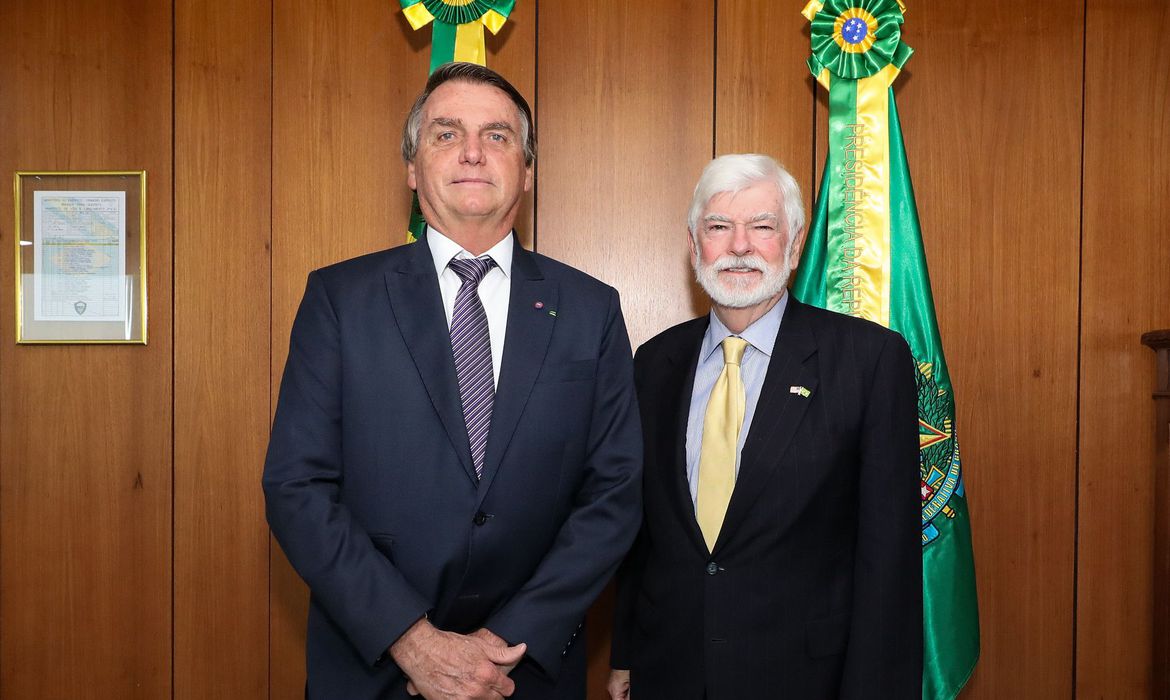 No momento, você está visualizando Bolsonaro participará da Cúpula das Américas nos EUA