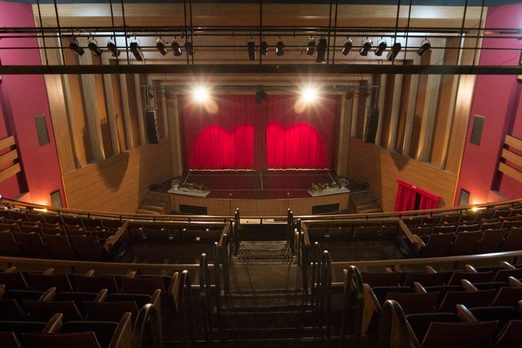 No momento, você está visualizando Cine Teatro Cuiabá celebra 80 anos de história