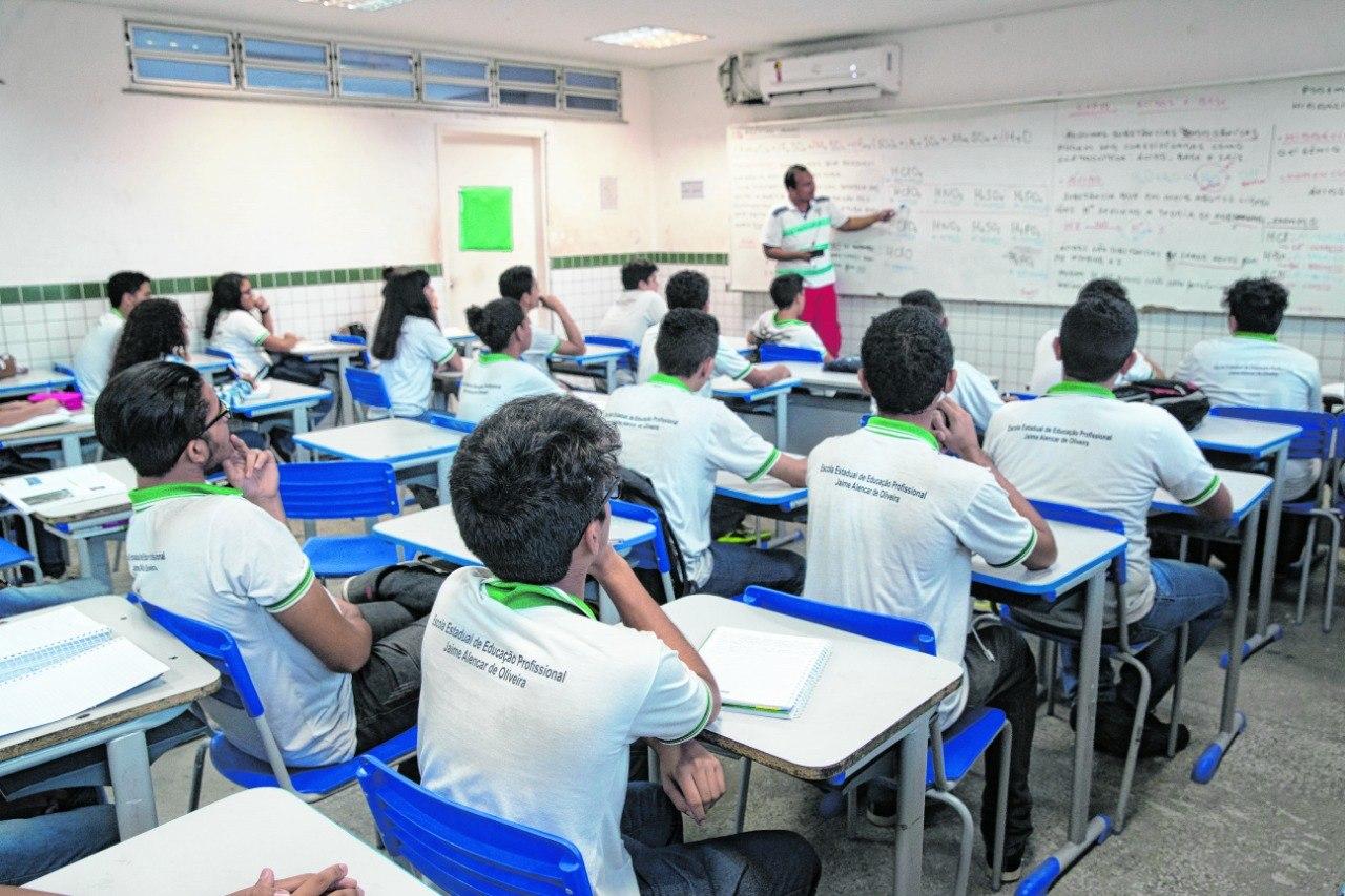 No momento, você está visualizando EDUCAÇÃO BÁSICA: MEC lança relatório com 52 ações