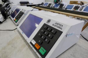Leia mais sobre o artigo TSE e Polícia Federal simulam ataques hackers em urnas eletrônicas