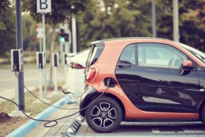 Leia mais sobre o artigo Comissão de Ciência e Tecnologia aprova incentivo para veículos elétricos no Brasil