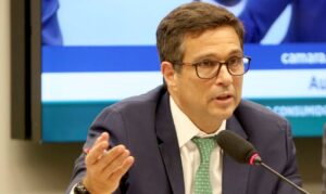 Leia mais sobre o artigo Banco Central defende subsidiar itens como alimentos e energia