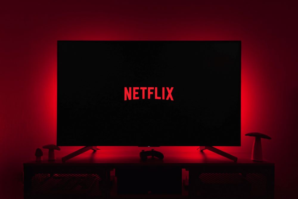 No momento, você está visualizando Netflix informa que vai lançar um pacote gratuito de serviços