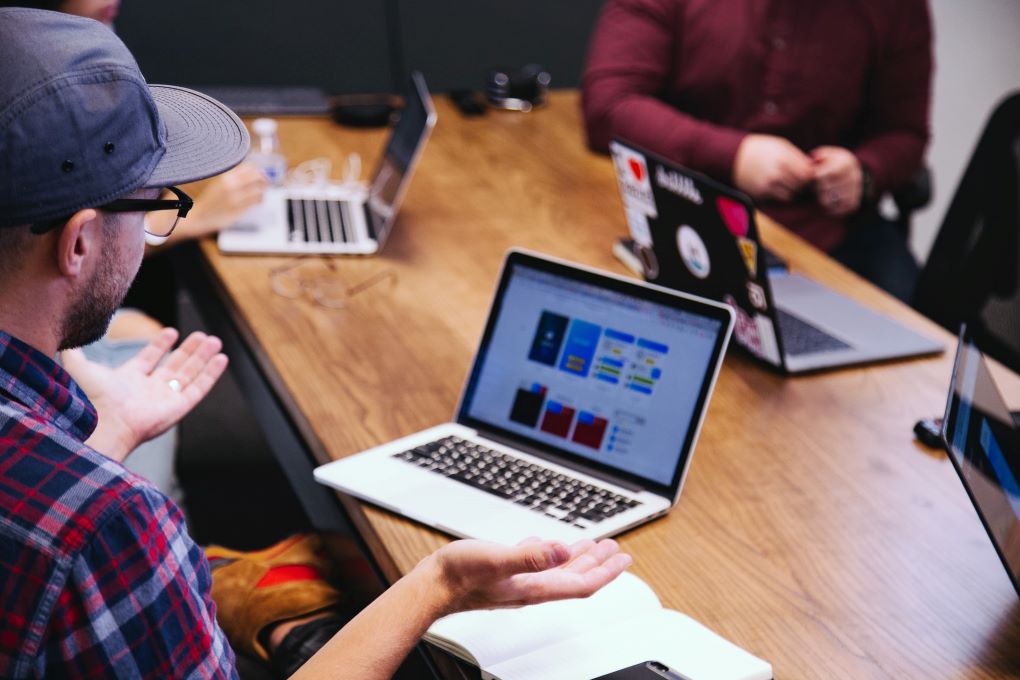 No momento, você está visualizando Startup de eventos oferece conteúdos gratuitos em diversas áreas do conhecimento