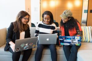 Leia mais sobre o artigo Unova, a plataforma de cursos totalmente gratuitos e online