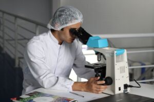 Leia mais sobre o artigo Brasil começa a testar tratamento inédito contra o câncer