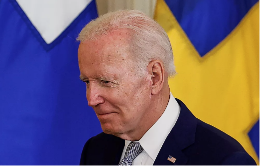 No momento, você está visualizando Biden ordena ataques contra grupos apoiados pelo Irã na Síria