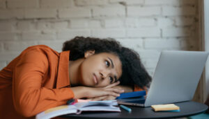 Leia mais sobre o artigo PROCRASTINAÇÃO: Quando vira problema de saúde mental?