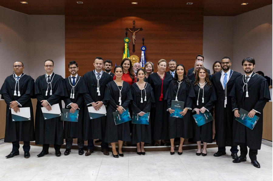 No momento, você está visualizando TJ empossa 10 novos juízes e juízas para Comarcas do Estado