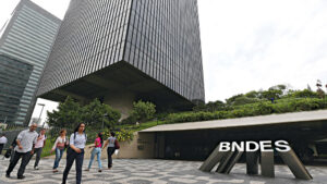 Leia mais sobre o artigo BNDES lança inclusão de MEIs em programa emergencial de crédito