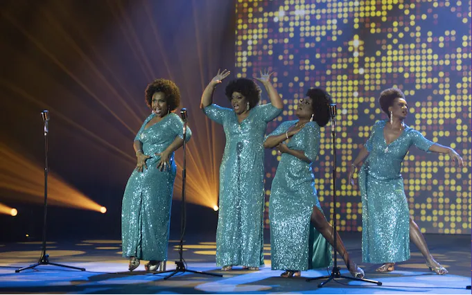 No momento, você está visualizando Com novas versões da MPB, O Coro brilha quando foca na música