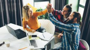 Leia mais sobre o artigo Conheça 4 profissões que pagam salários altíssimos no Brasil