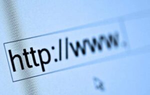 Leia mais sobre o artigo Internet chega a 90% das casas brasileiras, diz IBGE