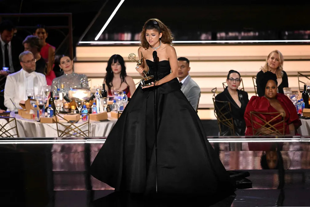 No momento, você está visualizando STREAMINGS NO EMMY 2022: Quem venceu a batalha e levou mais prêmios