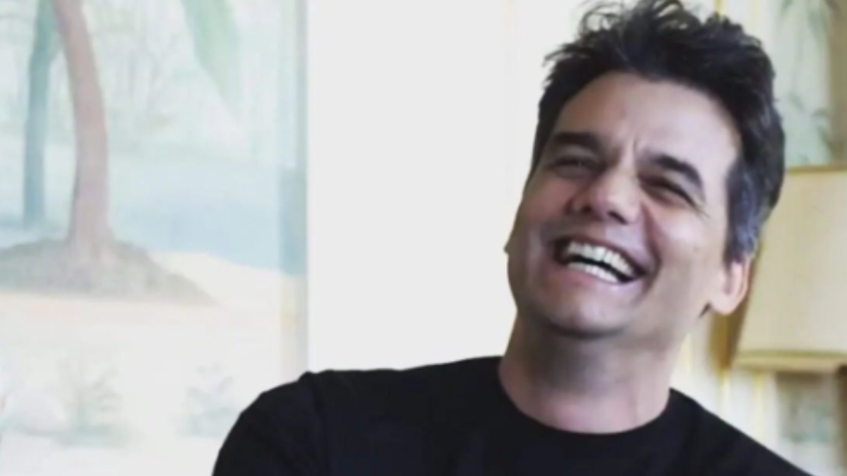No momento, você está visualizando SR. E SRA. SMITH: Inicia gravações com Wagner Moura no elenco
