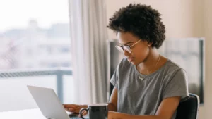 Leia mais sobre o artigo Cursos estão com inscrições abertas na Escola do Trabalhador 4.0