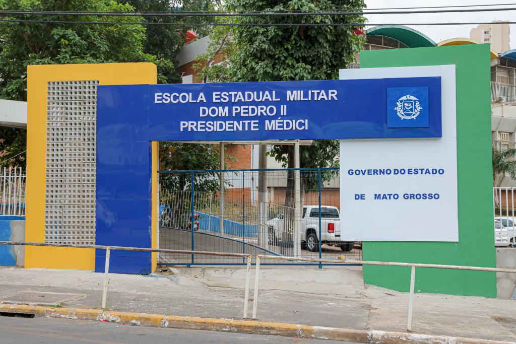 No momento, você está visualizando Escola Militar promove feira para orientar estudantes sobre o Enem