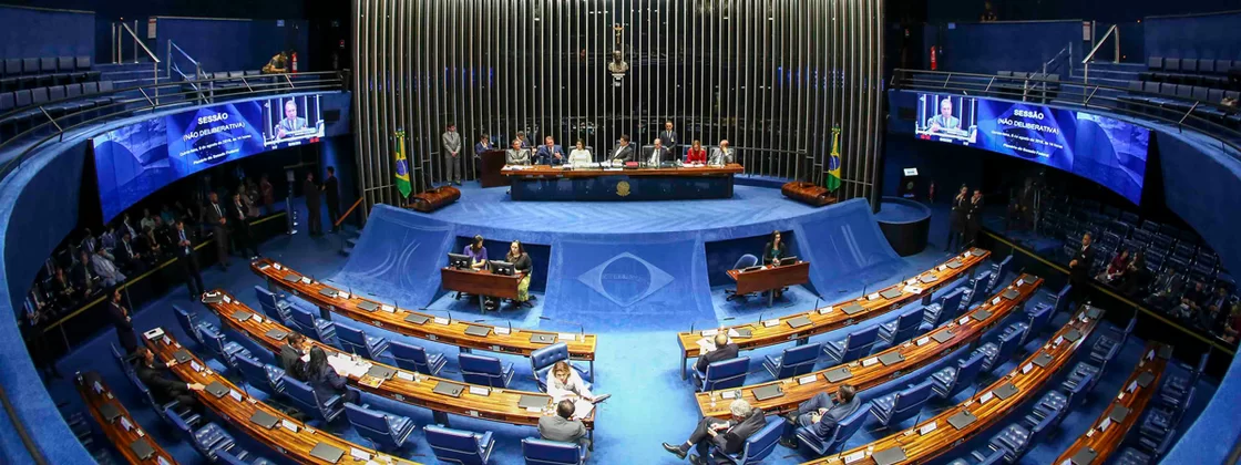 No momento, você está visualizando Veja lista de candidatos a senador eleitos nas Eleições 2022