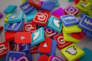 Leia mais sobre o artigo 3 redes sociais desconhecidas que merecem sua atenção