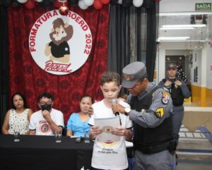 Leia mais sobre o artigo Formatura do Proerd reforçam compromisso com educação cidadã
