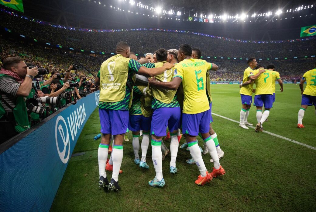 No momento, você está visualizando COPA DO MUNDO: Com dois gols de Richarlison, Brasil vence Sérvia
