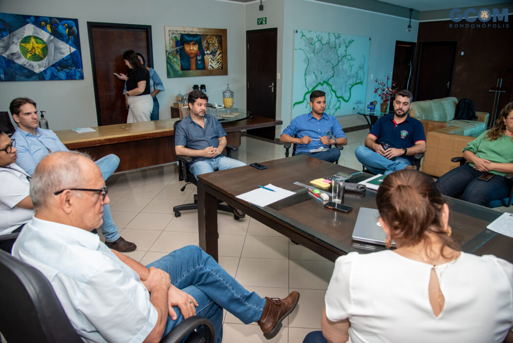 No momento, você está visualizando Prefeito anuncia licitação de UBS e discute com vereador
