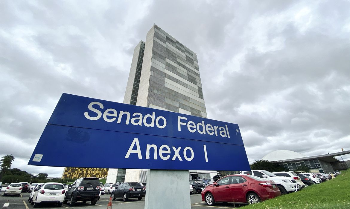 No momento, você está visualizando Aprovado o relatório sobre impactos da pandemia na educação