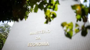 Leia mais sobre o artigo PIB crescerá 3% em 2022 se variação da atividade for nula no 4º tri