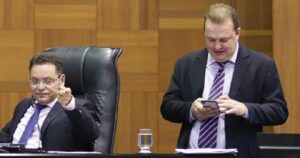 Leia mais sobre o artigo ALMT: Botelho e Max chegam a um consenso de seguirem no comando