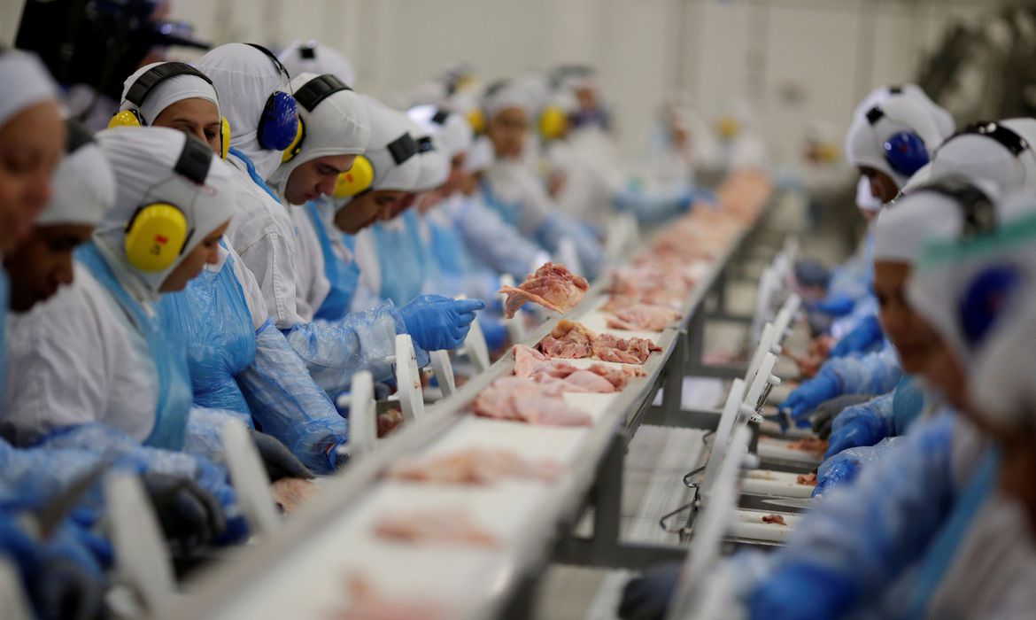 No momento, você está visualizando China e Indonésia habilitam frigoríficos brasileiros para exportação