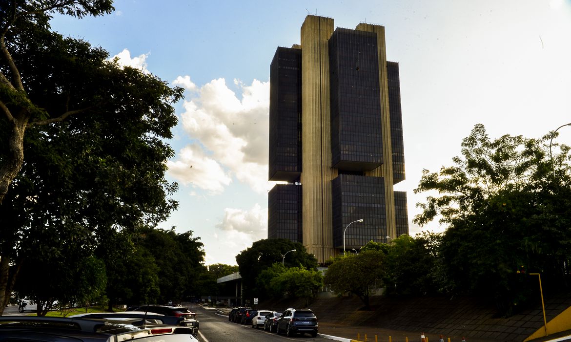No momento, você está visualizando Estimativa do mercado para inflação passa de 5,31% para 5,36%