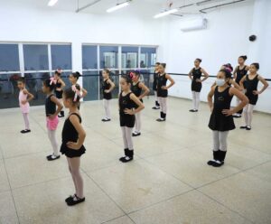 Leia mais sobre o artigo RONDONÓPOLIS: Iniciam as inscrições para o Projeto Arte e Educação