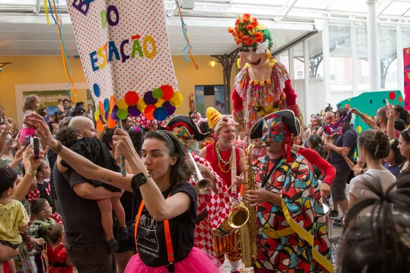 No momento, você está visualizando Programação pós-carnaval agita o Shopping Estação Cuiabá
