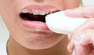 Leia mais sobre o artigo Síndrome faz a pessoa comer coisas não comestíveis