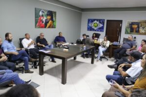 Leia mais sobre o artigo Prefeito acerta detalhes do Centro de Diagnóstico de Câncer